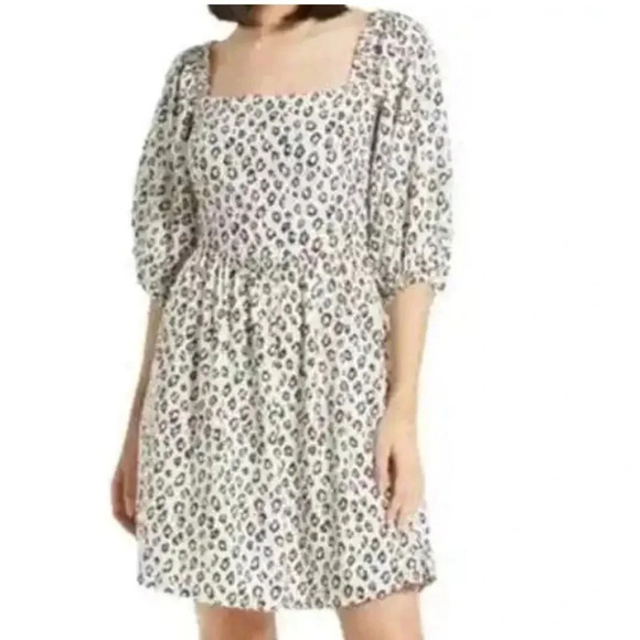 NWOT BillaBong Sweet demeanor pink leopard print smocked‎ mini XS - Picture 1 of 7